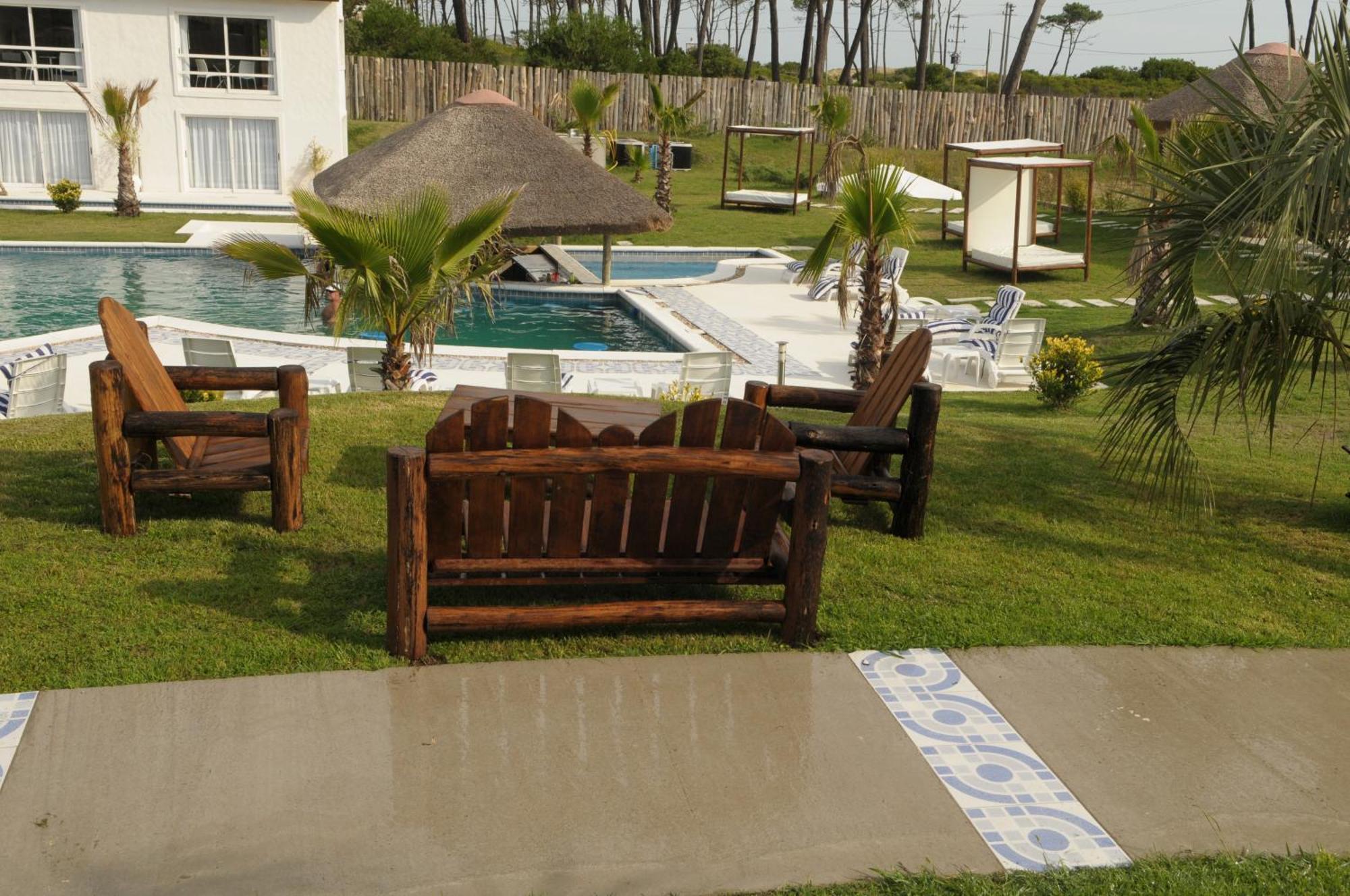 Palmeras Beach Hotel Chihuahua 外观 照片