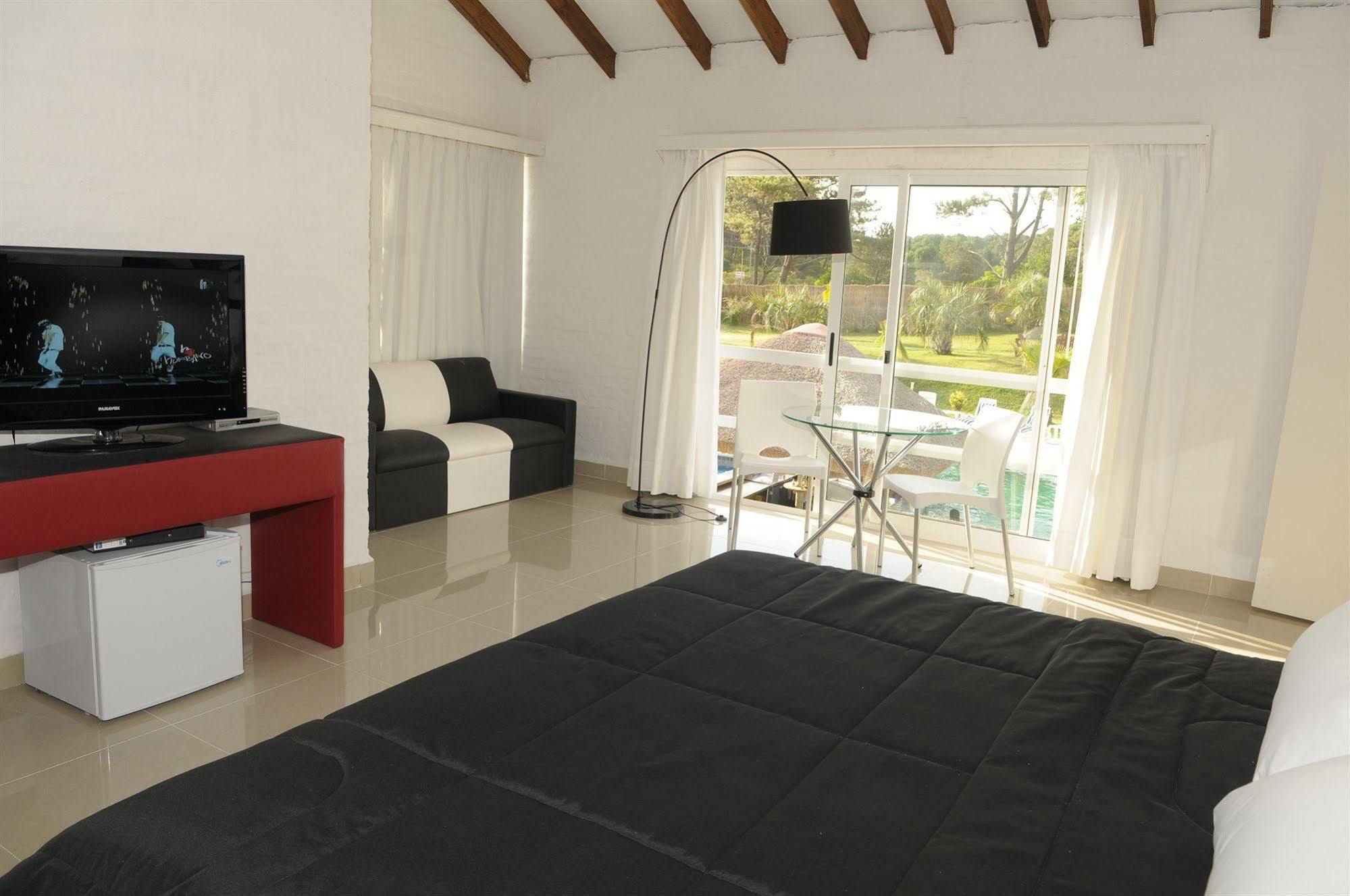 Palmeras Beach Hotel Chihuahua 外观 照片